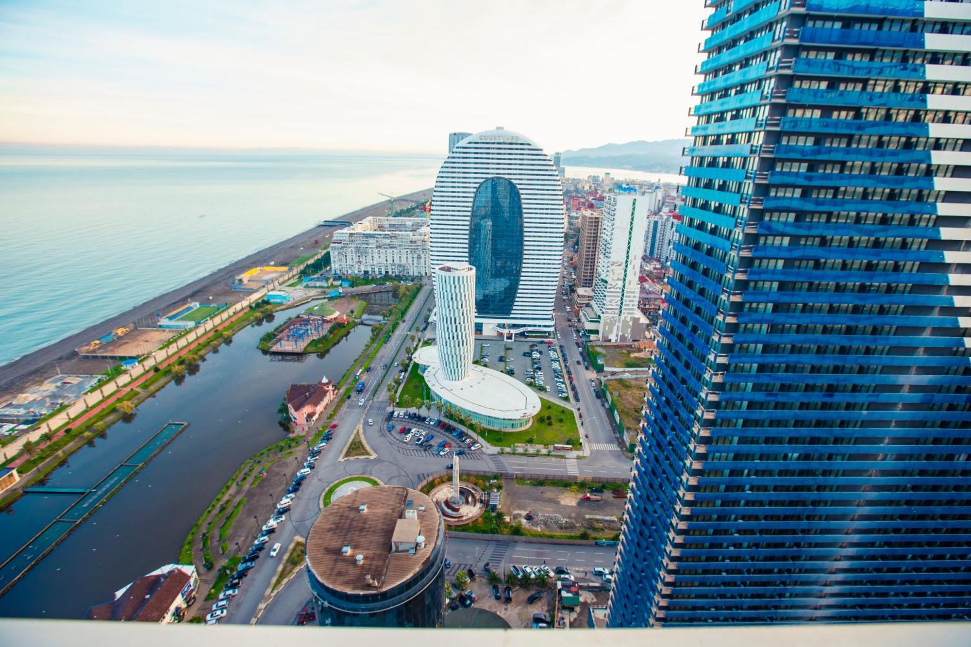 باتومي Panorama Orbi Beach Resort Center Suite المظهر الخارجي الصورة